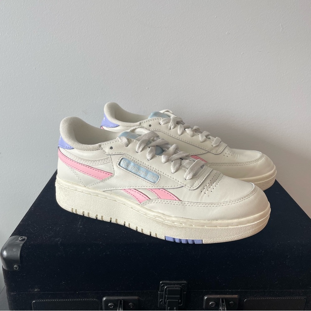 ✨FLASH SALE✨: Reebok’s Club C Double -Off White